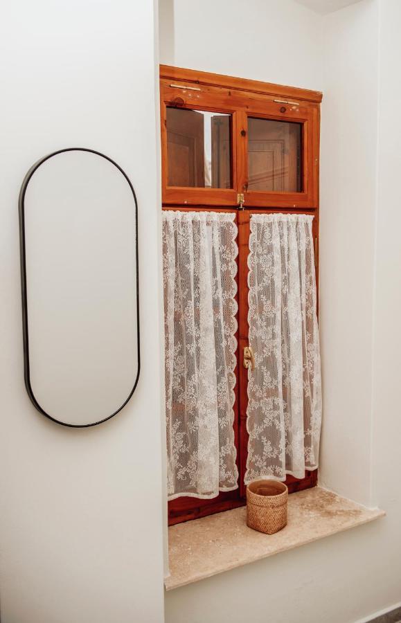 Lithos Apartments Kalymnos Town Bagian luar foto