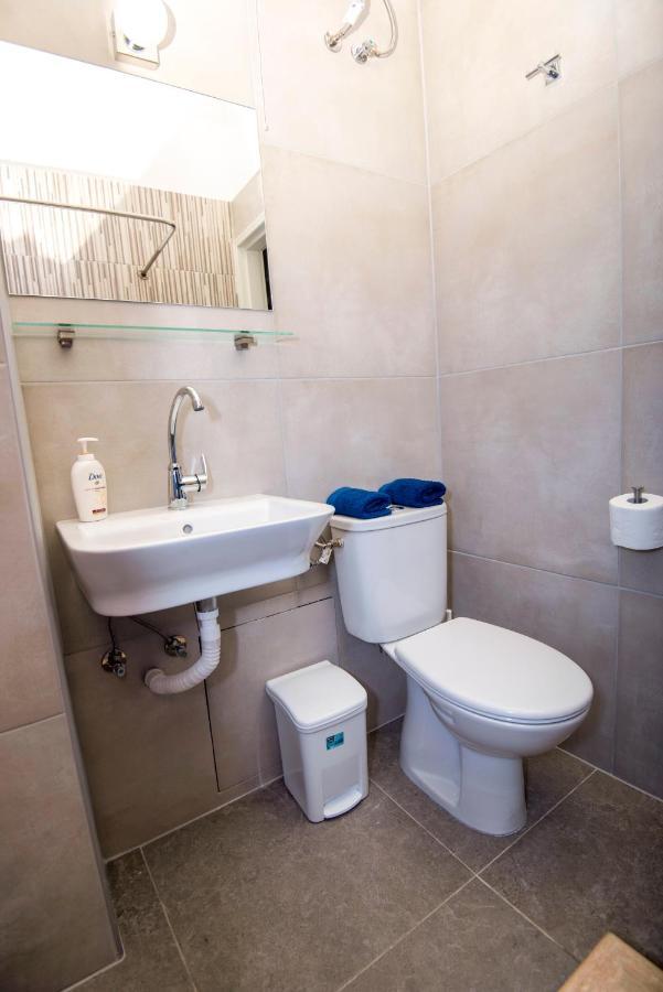 Lithos Apartments Kalymnos Town Bagian luar foto